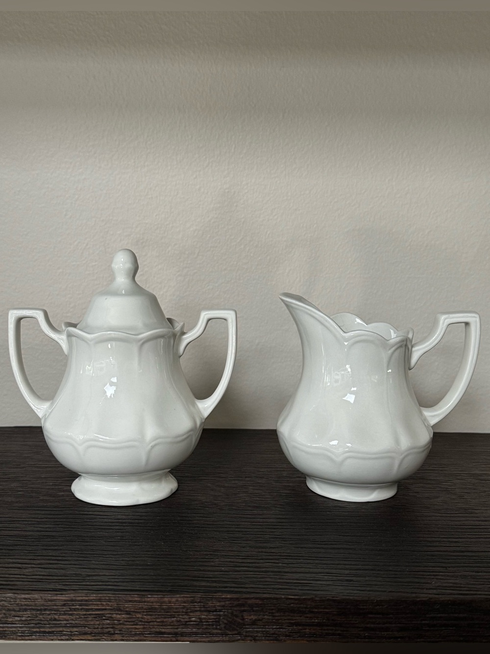 J&G Meakin England Royal Staffordshire Heirloom Ironstone Sugar & Creamer Set